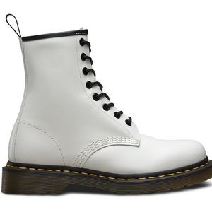 1460 Smooth White Doc Martens